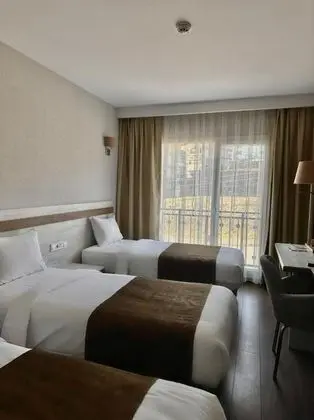 Triple, Vadi Manzaralı