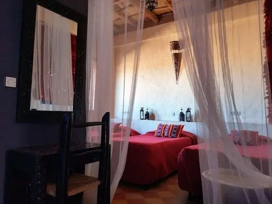 Traditional Üç Kişilik Oda