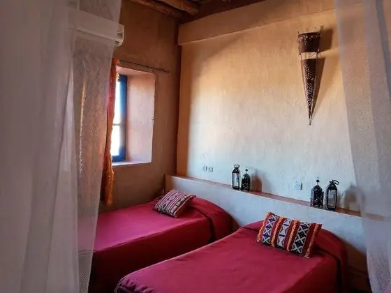 Traditional Üç Kişilik Oda