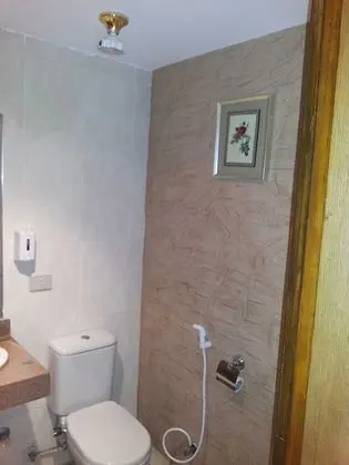 Üç Kişilik Oda