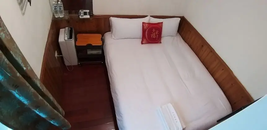 Basic Tek Büyük Yataklı Oda