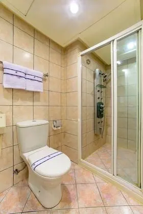 Business Tek Büyük Yataklı Oda (no room cleaning service)