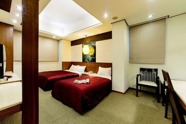 Superior Üç Kişilik Oda (no room cleaning service)