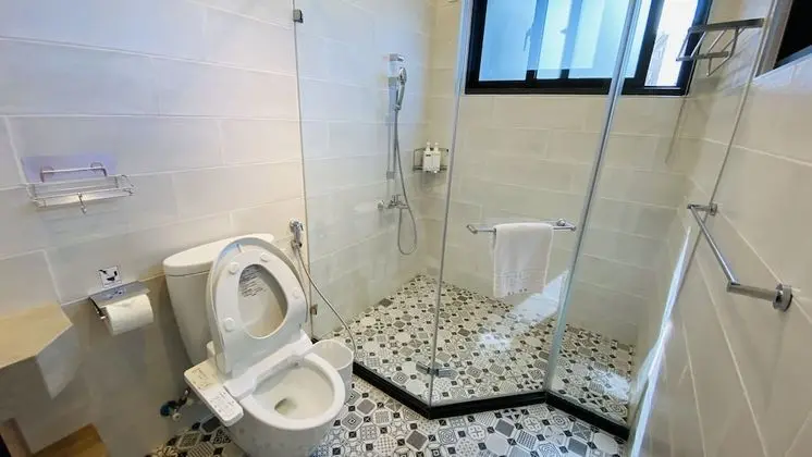 Standard Tek Büyük Yataklı Oda (no bathtub)