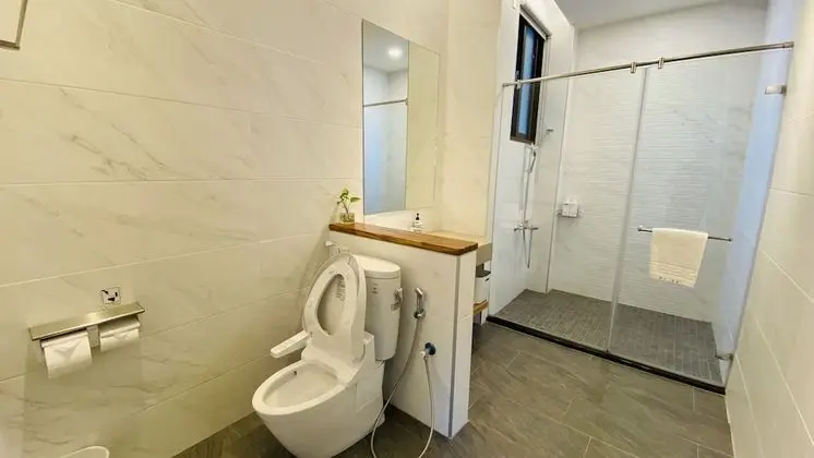 Tek Büyük Yataklı Oda (bathtub)