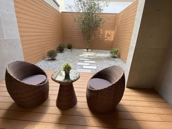 Tek Büyük Yataklı Oda (Garden View)