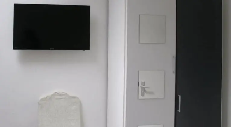 Basic Oda, 2 Tek Kişilik Yatak