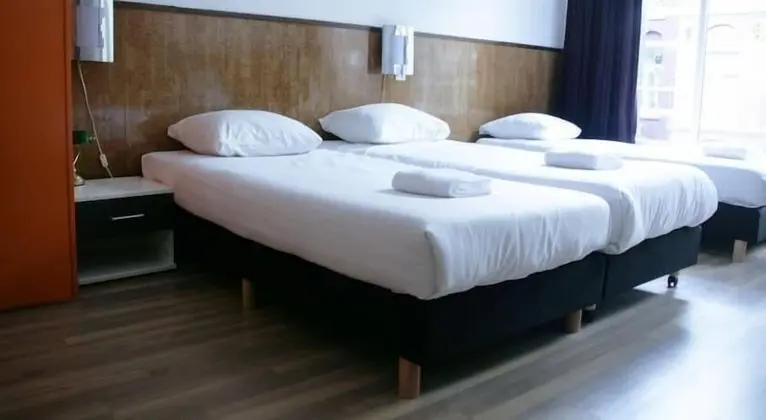 Standard Dört Kişilik Oda