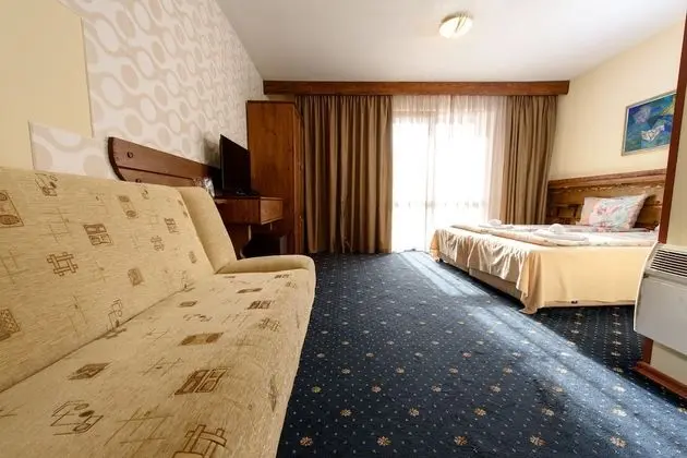 Superior Üç Kişilik Oda (Free Spa Access)