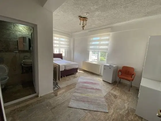 Standard Studio