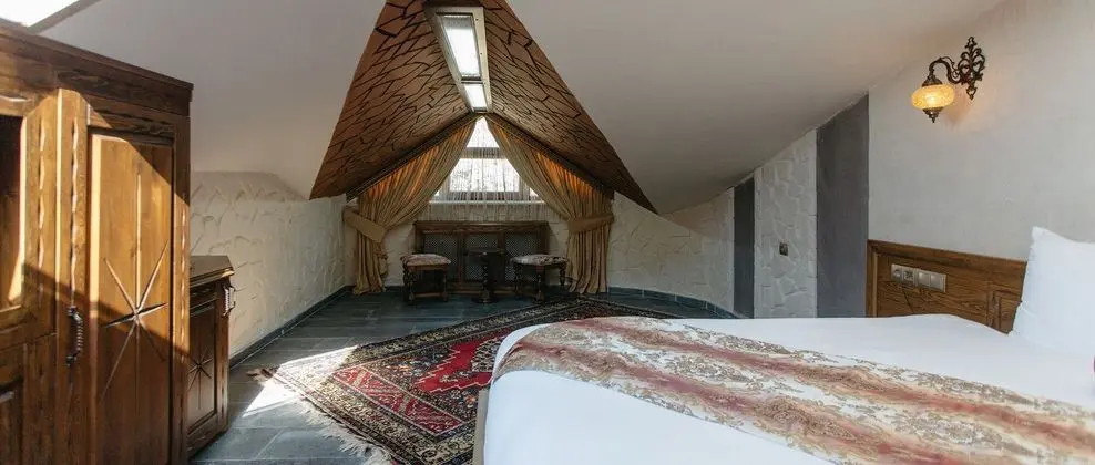 Deluxe Loft