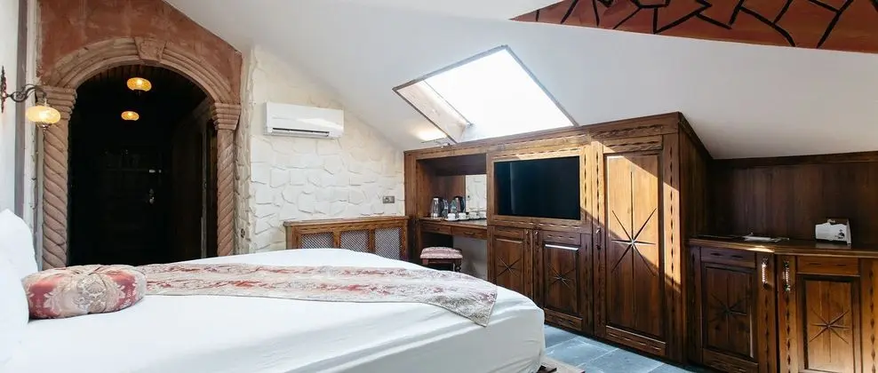 Deluxe Loft