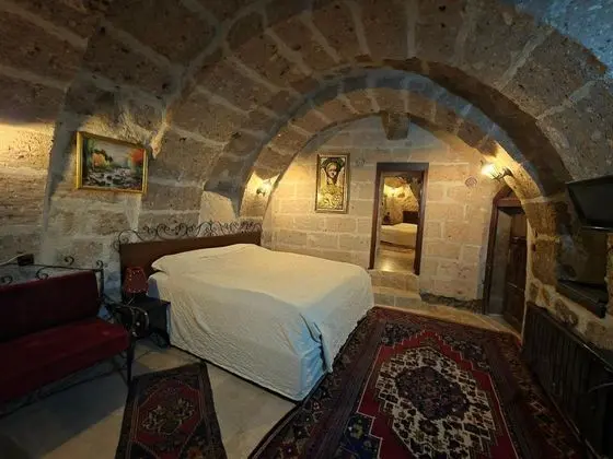 3 Kişilik Kemer Mağara Oda