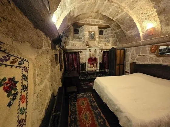 3 Kişilik Kemer Mağara Oda