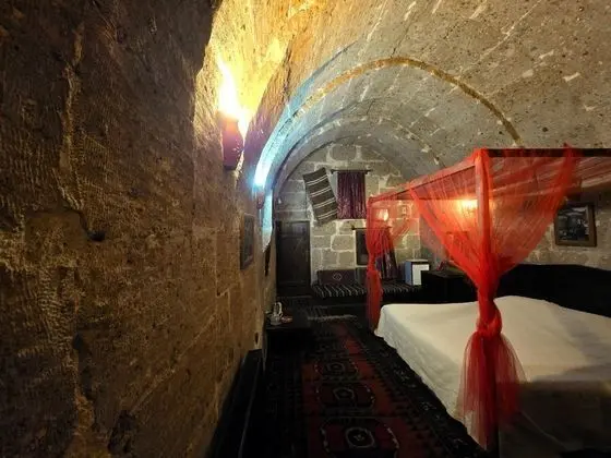 3 Kişilik Kemer Mağara Oda