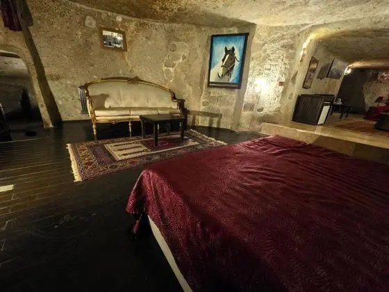 3 Kişilik Kemer Mağara Oda