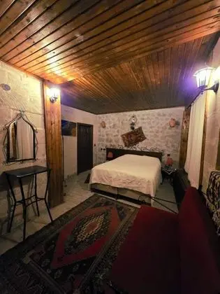 3 Kişilik Kemer Mağara Oda