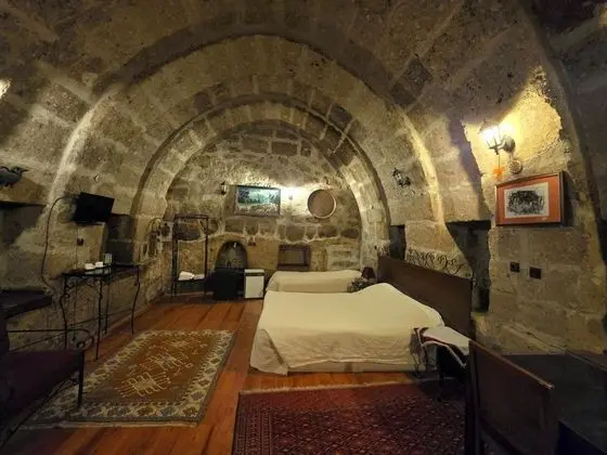 3 Kişilik Kemer Mağara Oda