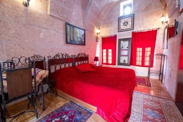 3 Kişilik Kemer Mağara Oda
