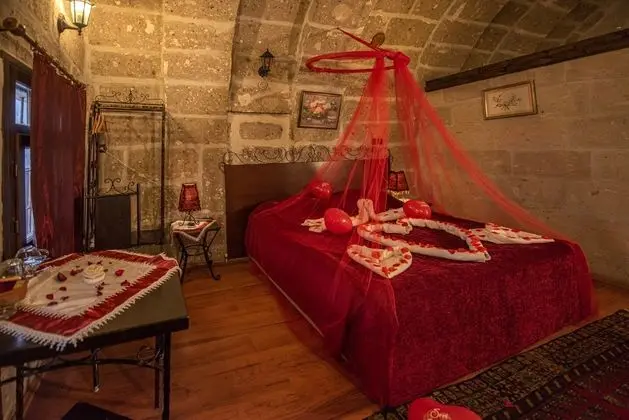 3 Kişilik Kemer Mağara Oda