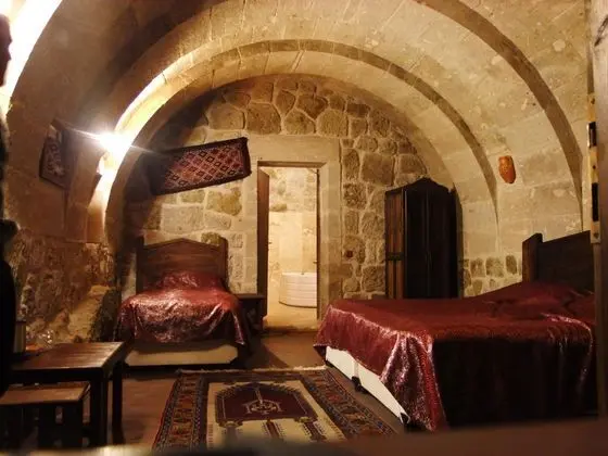 3 Kişilik Kemer Mağara Oda