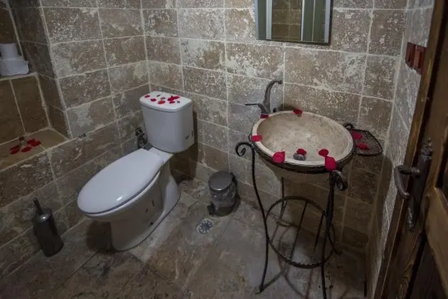 Aile Kemer Mağara Odası