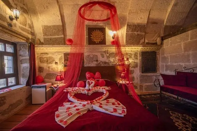 Aile Kemer Mağara Odası