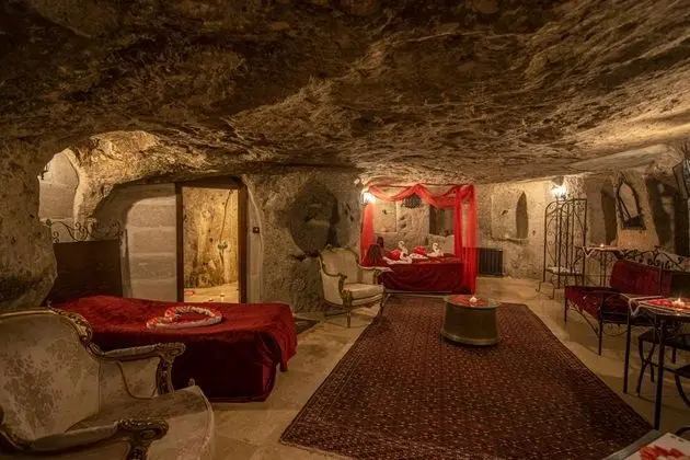 Aile Kemer Mağara Odası