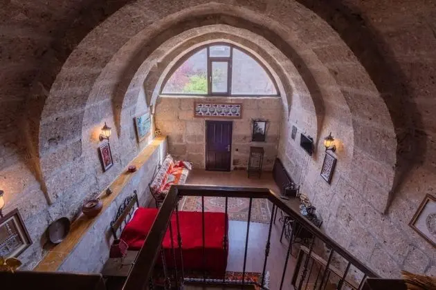 Aile Kemer Mağara Odası