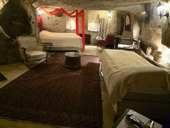 Aile Kemer Mağara Odası