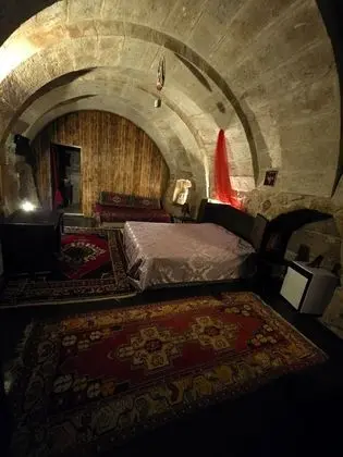Aile Kemer Mağara Odası