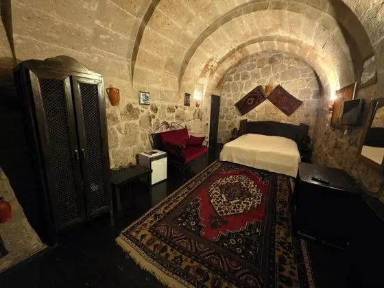 Aile Kemer Mağara Odası