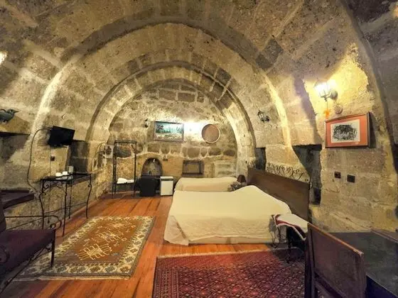 Aile Kemer Mağara Odası