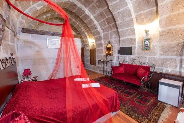 Aile Kemer Mağara Odası