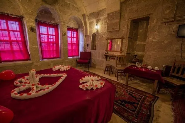 Kemer Mağara Oda