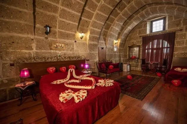 Kemer Mağara Oda