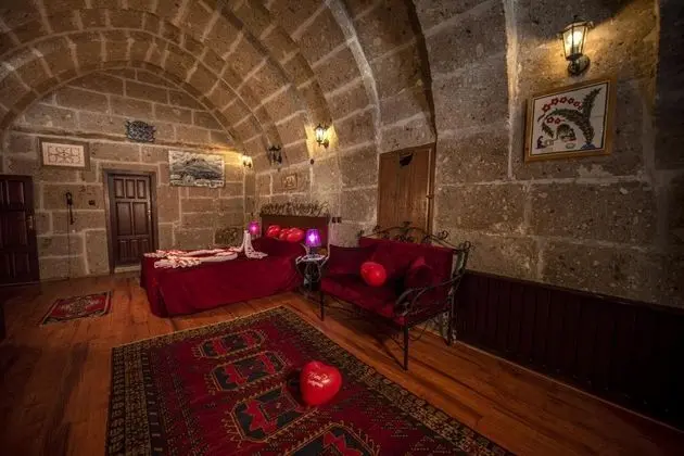 Kemer Mağara Oda