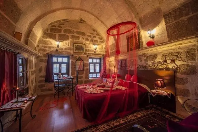 Kemer Mağara Oda