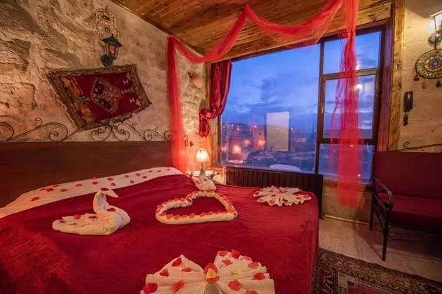 Kemer Mağara Oda