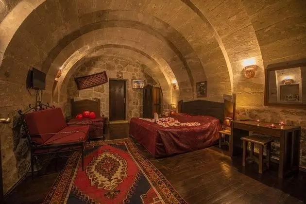 Kemer Mağara Oda
