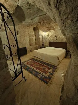 Kemer Mağara Oda