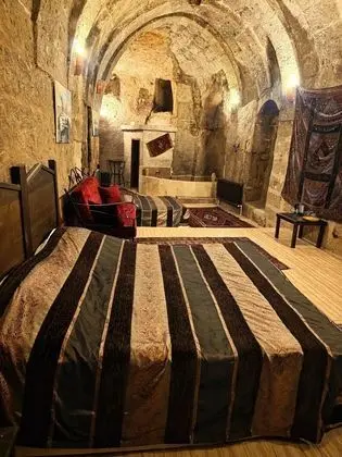 Kemer Mağara Oda