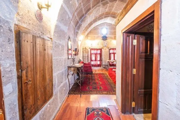 Kemer Mağara Oda