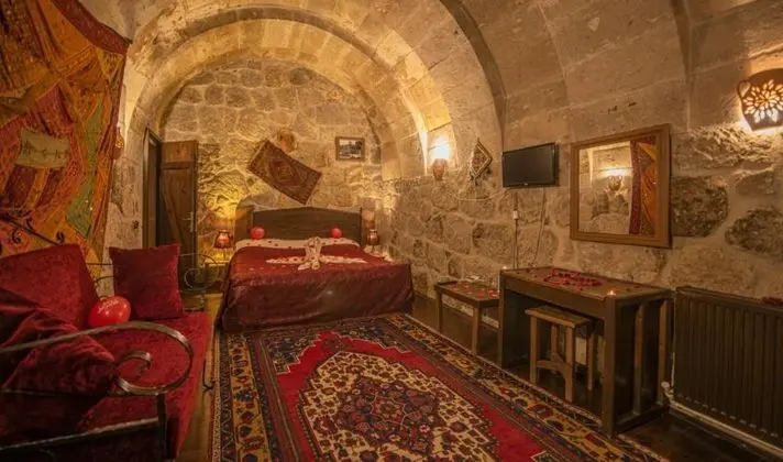 Üç Kişilik Oda