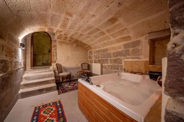 Deluxe Mağara Suite,    , Jakuzili