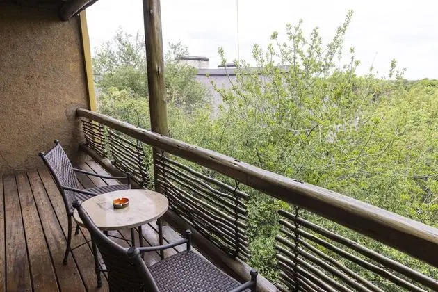 Standard Süit (River Lodge:  Suite)