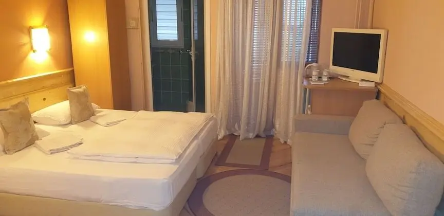 İki Ayrı Yataklı Oda