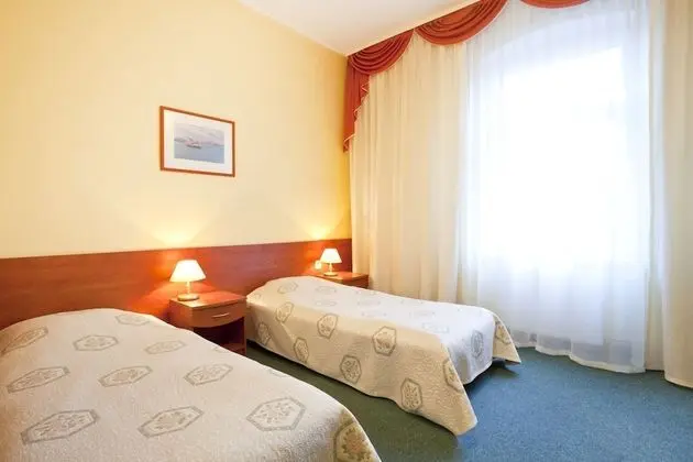 Tek Büyük veya İki Ayrı Yataklı Oda