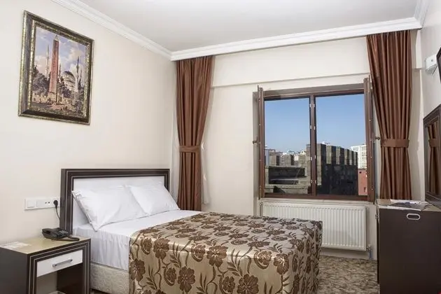 Standart Üç Kişilik- Duşlu