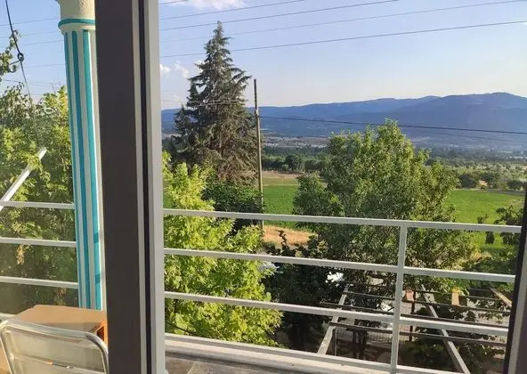 Classic Tek Büyük Yataklı Oda, 1 Büyük (Queen) Boy Yatak, Balkon/Veranda, Göl Manzaralı